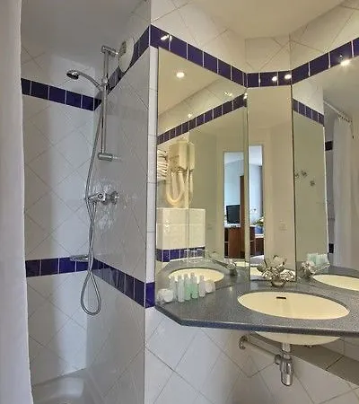 Pavillon Italie Ξενοδοχείο Le Kremlin-Bicêtre