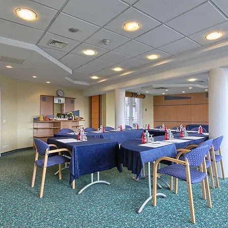 Pavillon Italie 3* Le Kremlin-Bicetre